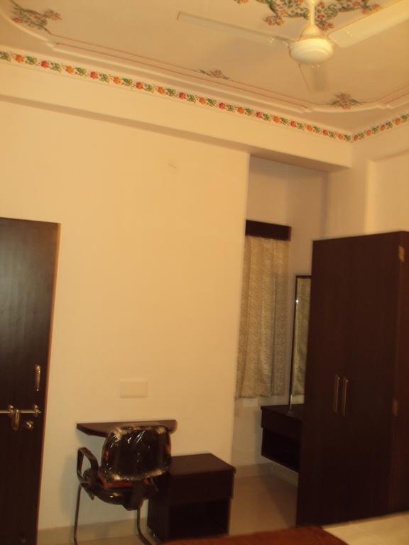 Mewar Avenue Guest House Udaipur Szoba fotó